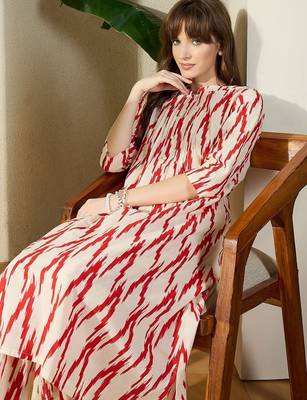 Women Ethnic Motifs Printed Pleated Pure Cotton Kurta with Trousers 6