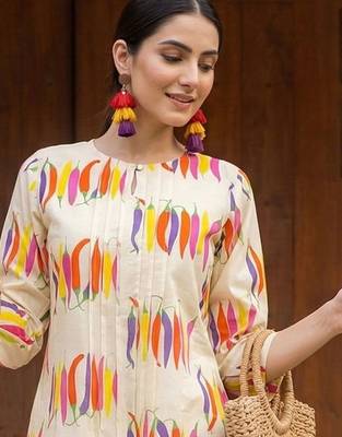 Women Printed Regular Pure Cotton Kurta with Trousers 2