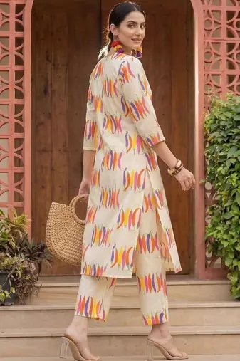 Women Printed Regular Pure Cotton Kurta with Trousers