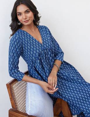 Women Ethnic Motifs Printed Empire Pure Cotton Kurta with Trousers 7