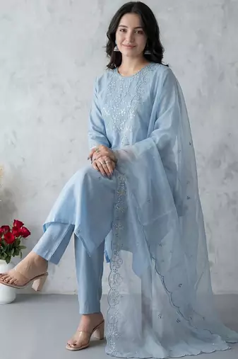 Women Ethnic Motifs Embroidered Regular Sequinned Kurta with Trousers & With Dupatta
