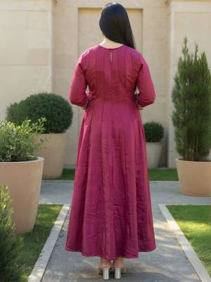 Embroidered Round Neck Thread Work Anarkali Kurta With Trousers 4