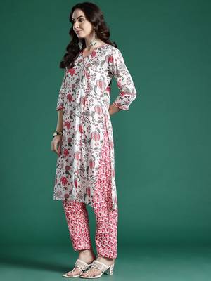 Floral Printed Pure Cotton Kurta with Trousers & Dupatta 5