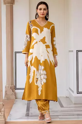 Floral Printed V-Neck A-Line Kurta With Salwar
