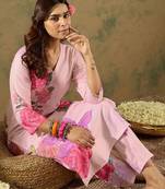 Floral Printed V-Neck Straight Kurta with Trousers
