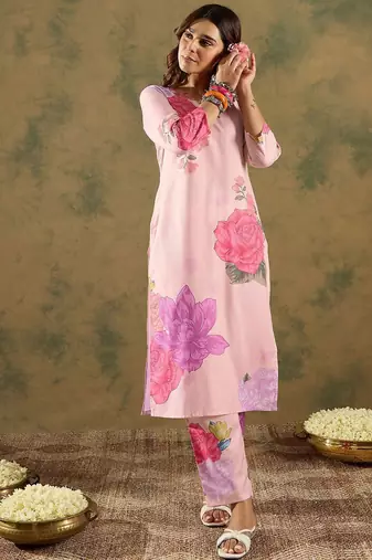 Floral Printed V-Neck Straight Kurta with Trousers