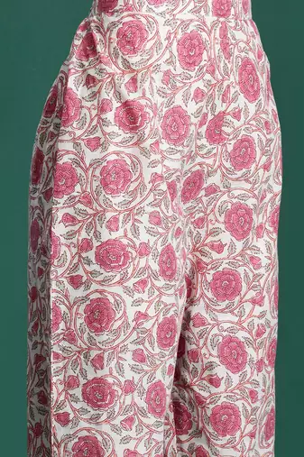 Women Floral Printed Empire Pure Cotton Kurta with Trousers