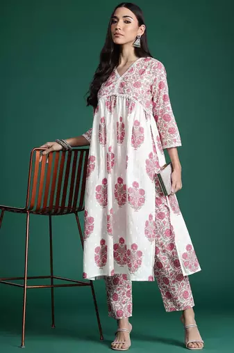 Women Floral Printed Empire Pure Cotton Kurta with Trousers