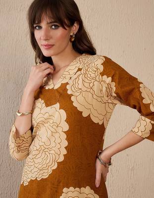 Women Floral Printed Regular Pure Cotton Kurta with Trousers 2