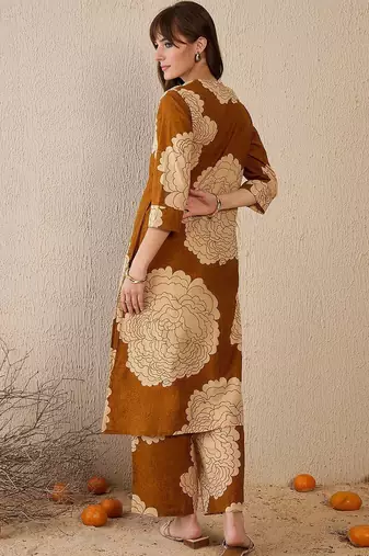 Women Floral Printed Regular Pure Cotton Kurta with Trousers