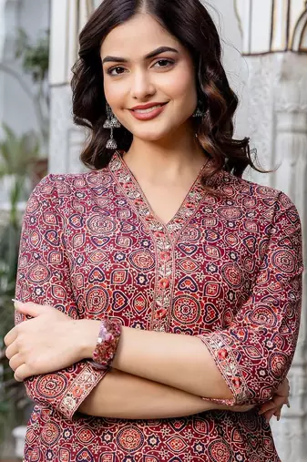 Women Printed Regular Pure Cotton Kurta with Trousers