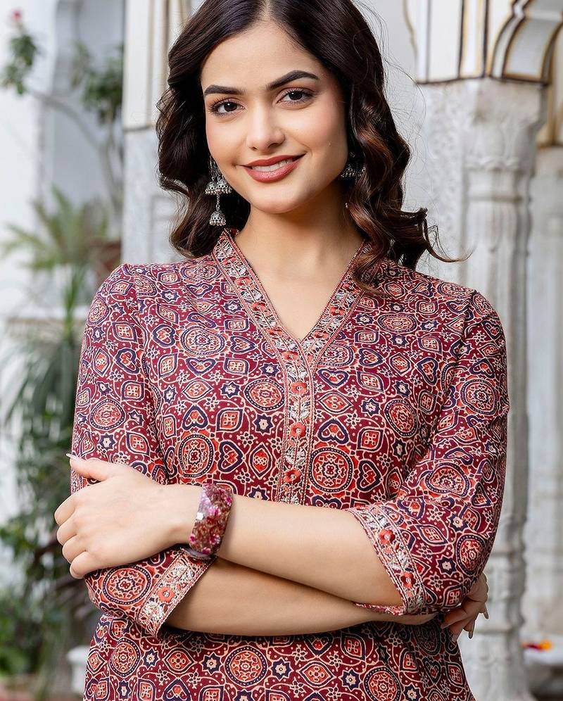 Women Printed Regular Pure Cotton Kurta with Trousers