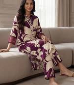 Women Floral Printed Regular Kurta with Trousers