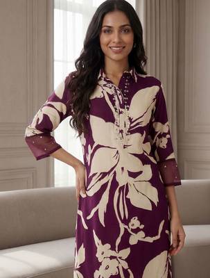 Women Floral Printed Regular Kurta with Trousers 7