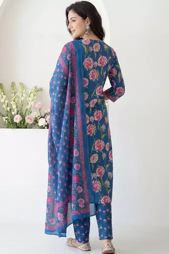 Women Floral Printed Regular Pure Cotton Kurta with Trousers & With Dupatta