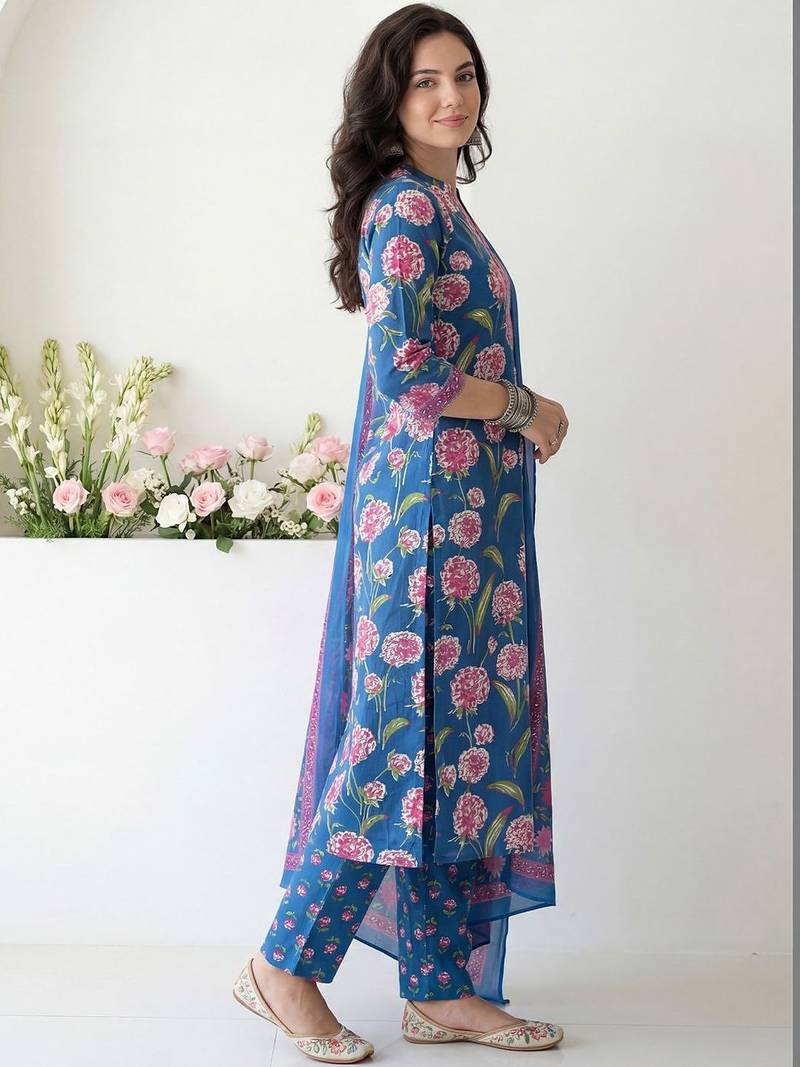 Women Floral Printed Regular Pure Cotton Kurta with Trousers & With Dupatta