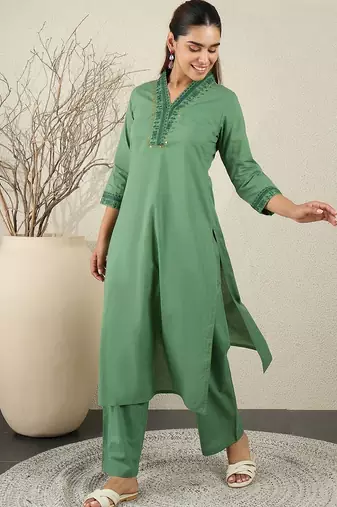 Ethnic Motifs Embroidered Thread Work Pure Cotton Kurta With Trousers