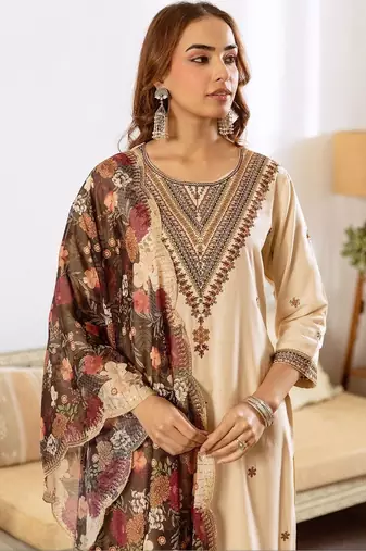 Women Ethnic Motifs Embroidered Regular Thread Work Kurta with Patiala & With Dupatta