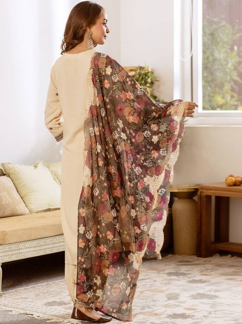 Women Ethnic Motifs Embroidered Regular Thread Work Kurta with Patiala & With Dupatta