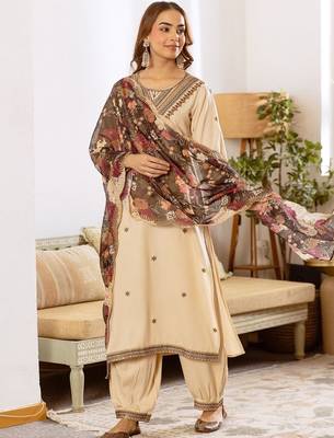Women Ethnic Motifs Embroidered Regular Thread Work Kurta with Patiala & With Dupatta 7