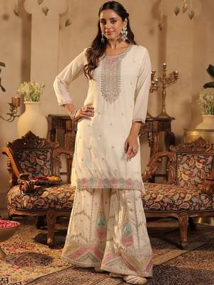 Women Ethnic Motifs Embroidered Kurta with Palazzos & Dupatta 5