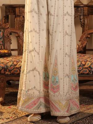 Women Ethnic Motifs Embroidered Kurta with Palazzos & Dupatta 7