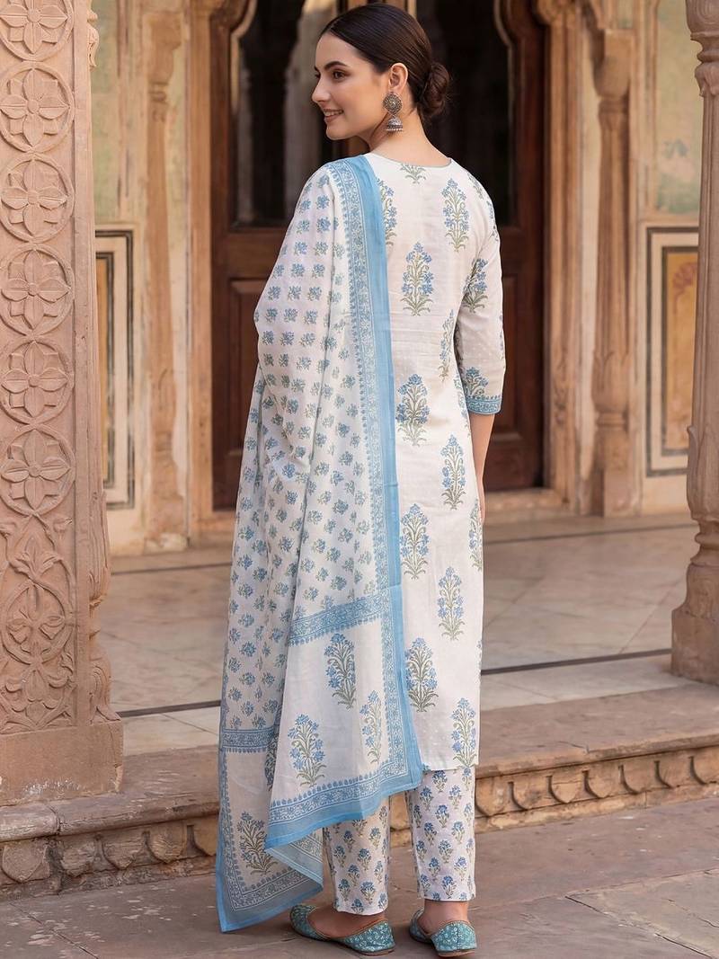 Women Floral Printed Regular Sequinned Pure Cotton Kurta with Trousers & With Dupatta