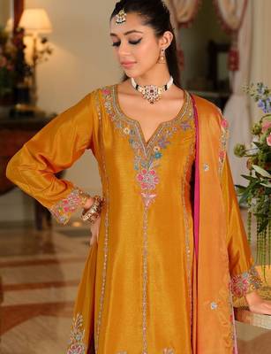 Women Ethnic Motifs Embroidered Empire Thread Work Kurta with Sharara & With Dupatta 2