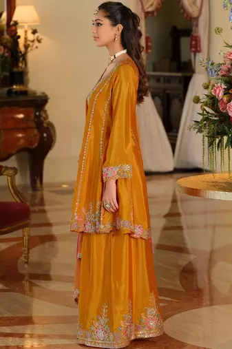 Women Ethnic Motifs Embroidered Empire Thread Work Kurta with Sharara & With Dupatta