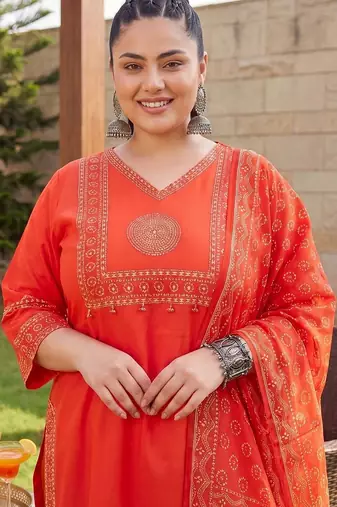 Plus Size Rust Printed Straight Kurta Trousers With Dupatta Set