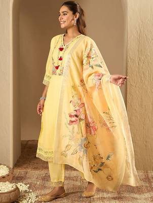 Floral Embroidered Thread Work Pure Cotton Straight Kurta With Trousers & Dupatta 1