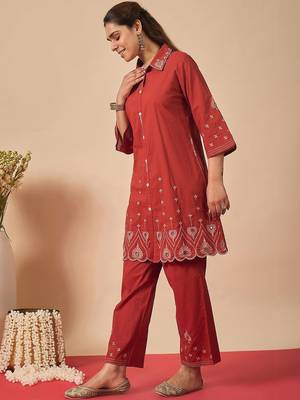 Women Ethnic Motifs Embroidered Regular Thread Work Pure Cotton Kurta with Trousers 6