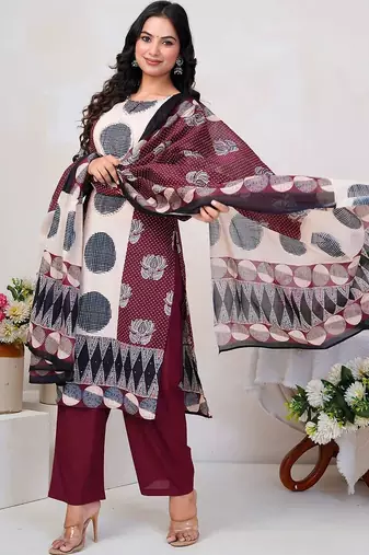 Women Floral Printed Regular Thread Work Pure Cotton Kurta with Trousers & With Dupatta
