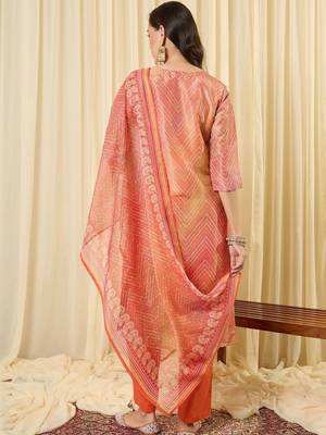 Women Printed Regular Thread Work Kurta with Trousers & With Dupatta 3