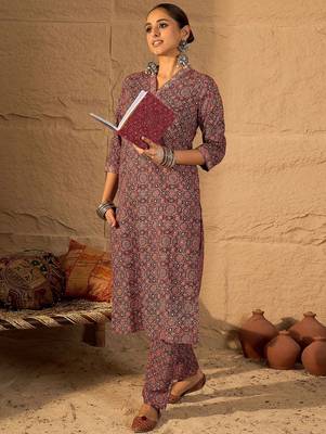 Women Ethnic Motifs Printed Pure Cotton Kurta with Trouser 4