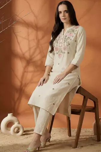 Women Floral Embroidered Regular Thread Work Pure Cotton Kurta with Trousers