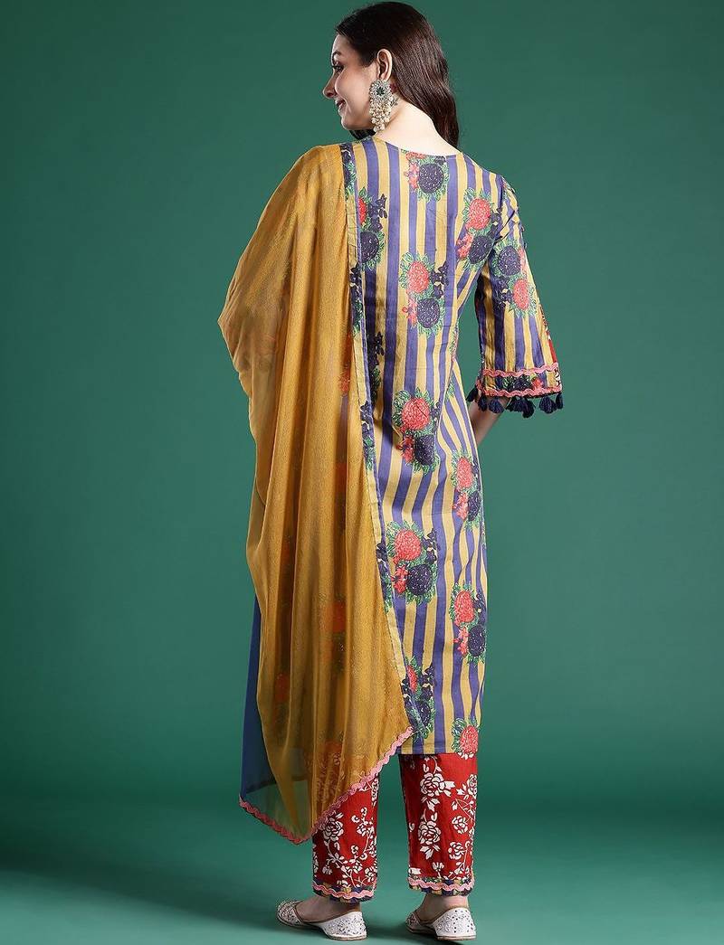 Floral Printed Regular Pure Cotton Kurta with Trousers & Dupatta