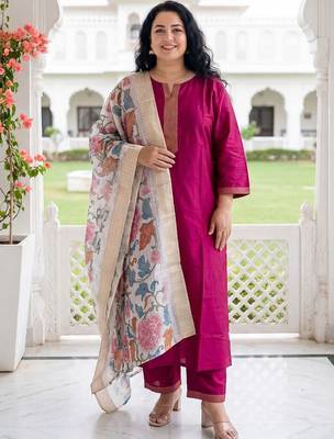 Women Regular Thread Work Kurta with Trousers & With Dupatta 1