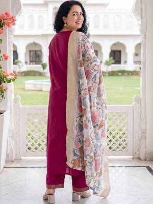 Women Regular Thread Work Kurta with Trousers & With Dupatta 4