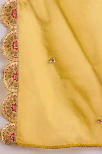 Women Ethnic Motifs Embroidered Regular Kurta with Trousers & With Dupatta