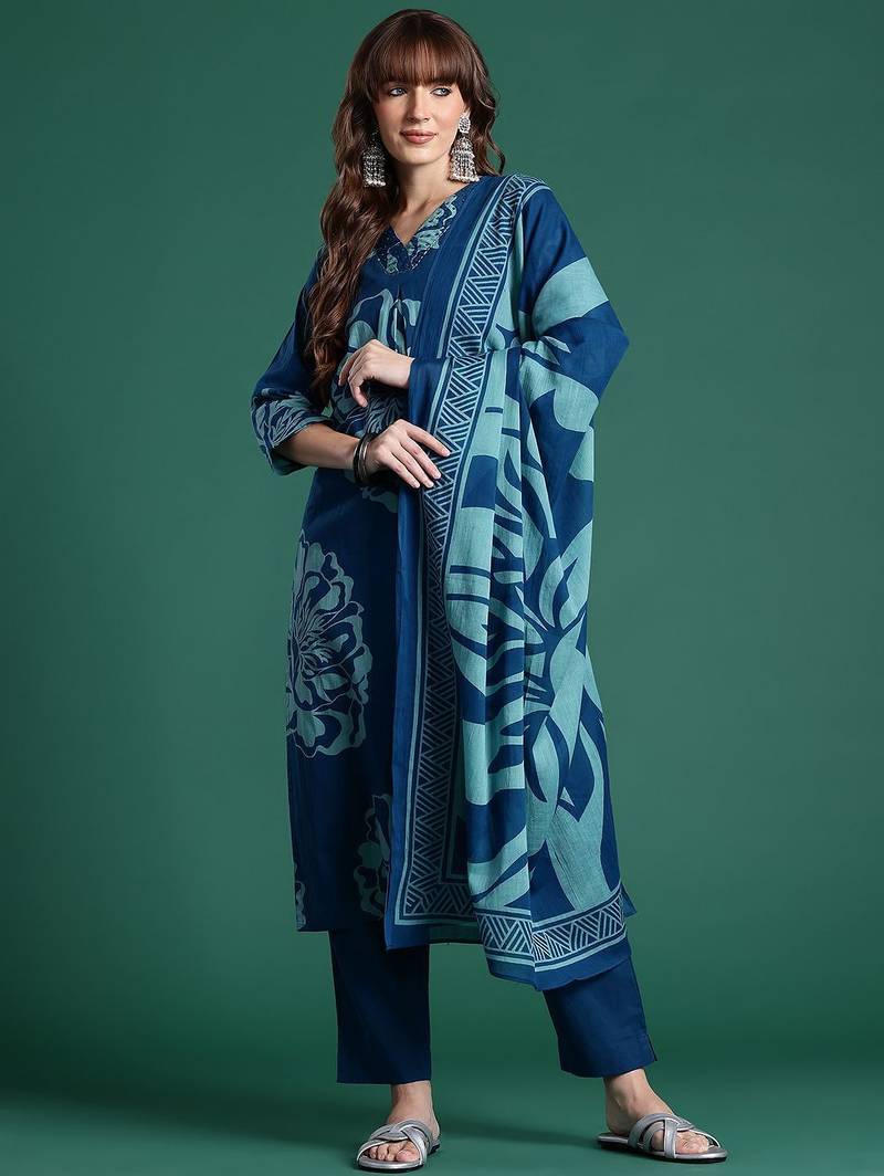 Floral Printed Pure Cotton Kurta With Trousers & Dupatta
