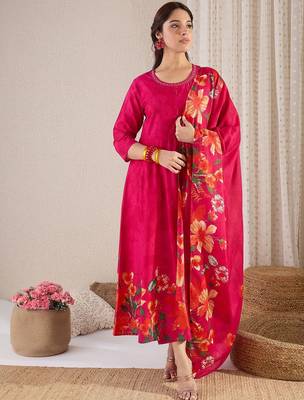 Women Floral Printed Regular Pure Cotton Kurta with Trousers & Dupatta 2