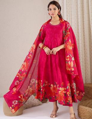 Women Floral Printed Regular Pure Cotton Kurta with Trousers & Dupatta 6