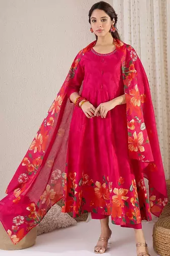 Women Floral Printed Regular Pure Cotton Kurta with Trousers & Dupatta