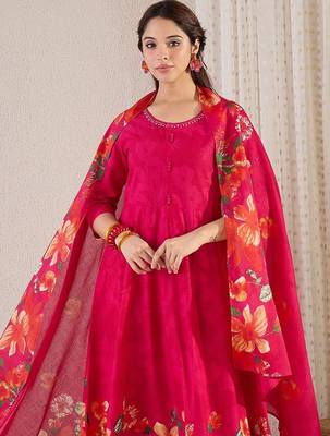 Women Floral Printed Regular Pure Cotton Kurta with Trousers & Dupatta 7