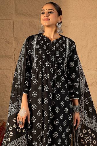 Women Ethnic Motifs Printed  Cotton Kurta with Trouser & Dupatta
