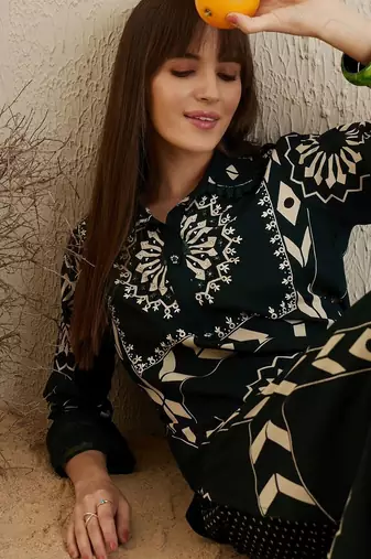 Women Printed Regular Kurta with Harem Pants