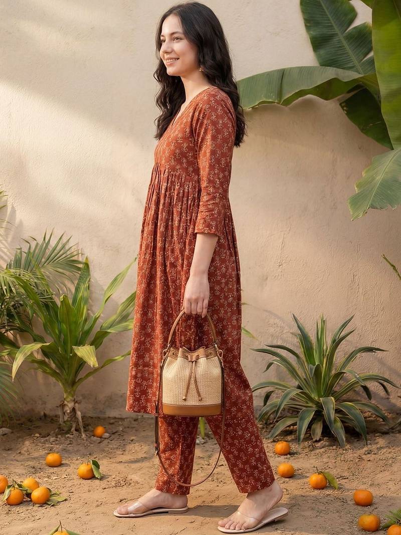 Women Ethnic Motifs Printed Empire Pure Cotton Kurta with Trousers