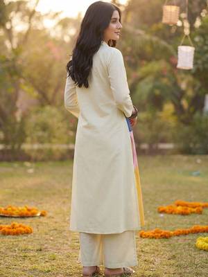 Women Colourblocked Regular Pure Cotton Kurta with Palazzos 4
