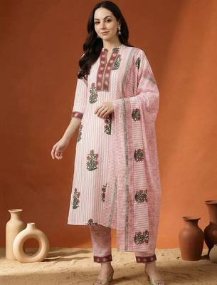 Women Printed Regular Pure Cotton Kurta with Trousers & With Dupatta 5